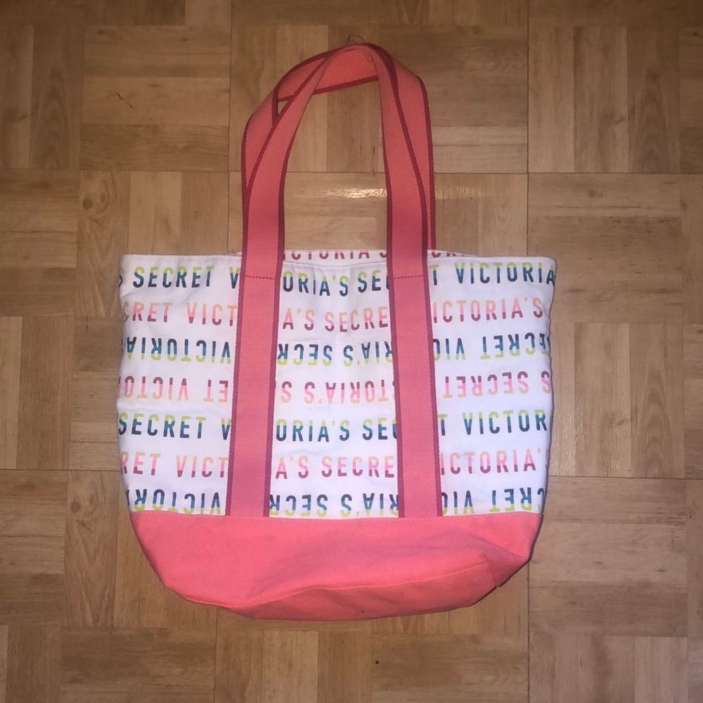 VICTORIAS SECRET tote